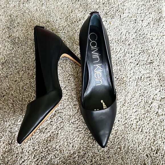Calvin Klein Black Heels 8.5 - Picture 2 of 9